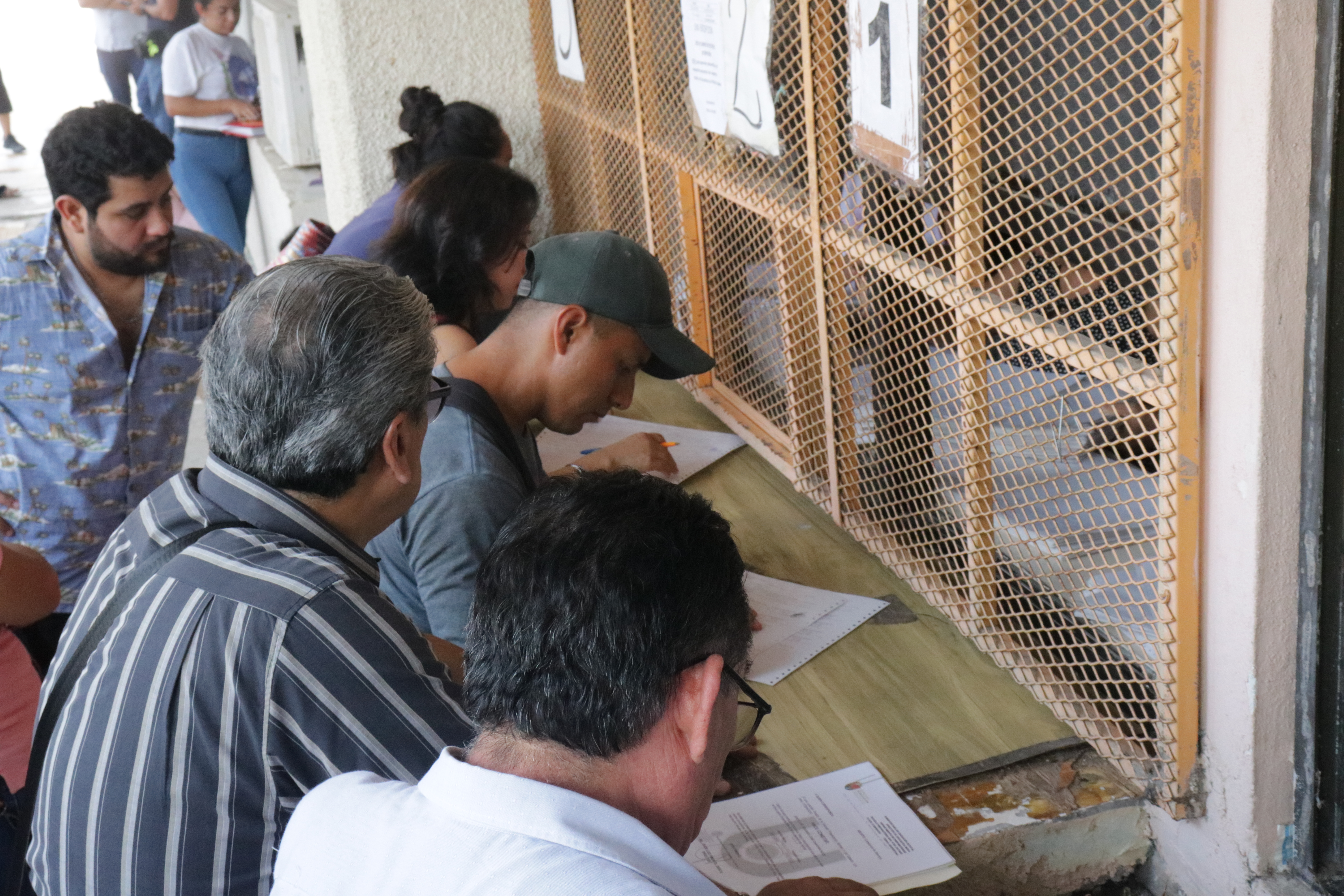 Secretaría de Educación paga adeudos por más de 3 mil 193 millones de pesos a maestros de Chiapas