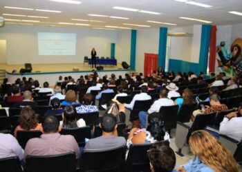 Secretaría de Educación impulsa la inclusión educativa con curso especializado sobre el Trastorno del Espectro Autista (TEA)