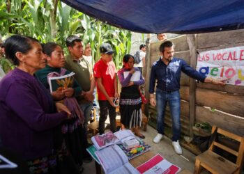 La educación, la herramienta más poderosa para cambiar realidades: Roger Mandujano