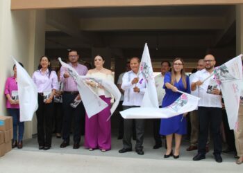 Lekil Kuxlejal en las aulas: más de 30 mil cartillas para promover una vida libre de violencia