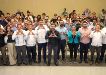 Agentes de la transformación; Educación asigna más de 90 plazas