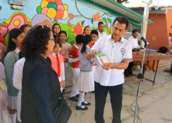 Coordinación interinstitucional refuerza la prevención sanitaria en escuelas de Chiapas