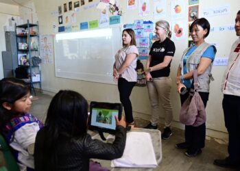 Impulsan bilingüismo tseltal–español con un modelo intercultural y tecnológico