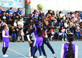 Promueven el Buen Vivir con danza y básquetbol en comunidades indígenas