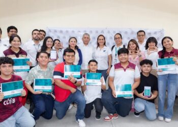 “Chiapas Puede” impulsa la alfabetización inclusiva con el primer círculo de estudio para personas sordas en Chiapas