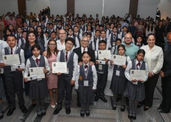 Chiapas celebra el talento y la dedicación de estudiantes en la Olimpiada del Conocimiento Infantil