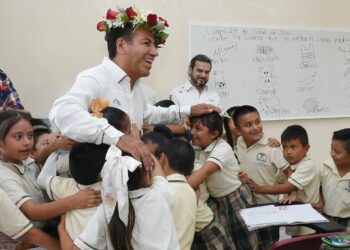 Con Eduardo Ramírez, más de un millón de estudiantes regresan a clases en Chiapas